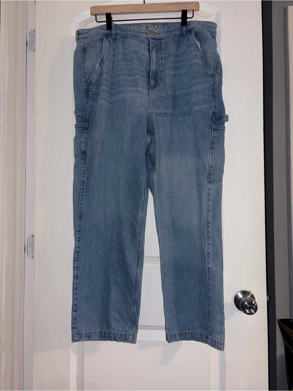 American Eagle Outfitters Light Wash Highest Rise 90s Boyfriend Jeans